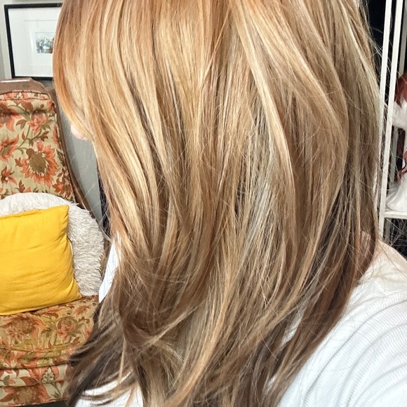 Stylish Blonde and Brown Women's Wig - Picture 3 of 3